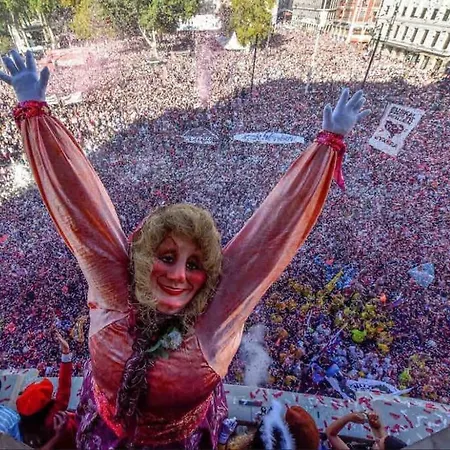 Gurea Casco Viejo Con Parking No Incluido En El Precio Appartamento