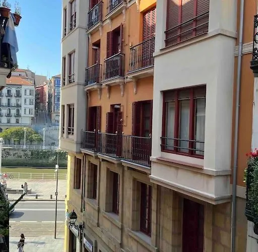 Gurea Casco Viejo Con Opcion A Parking